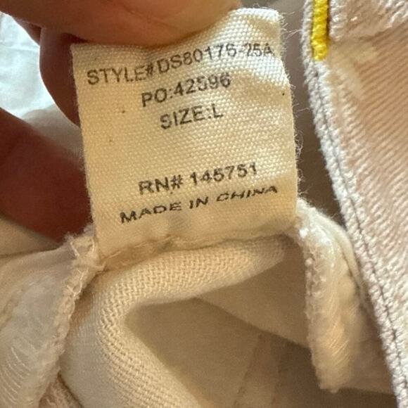 Altar'd State Denim Daisy Print Shorts Large Raw Frayed Hem Retro Stretch NEW - Picture 7 of 10